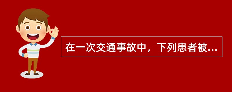 在一次交通事故中，下列患者被送急诊。经检查确诊有肾外伤，哪些患者行急诊手术是正确的()