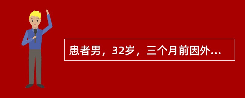 患者男，32岁，三个月前因外伤一上前牙脱落。口腔检查：左上1缺失，间隙正常，牙槽嵴无明显吸收。右上1缺失，间隙正常，牙槽嵴无明显吸收。右上1牙冠1／2缺损，已露髓探稍敏感，叩诊阴性，无松动。左上前牙牙
