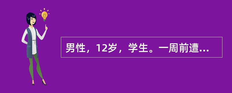 男性，12岁，学生。一周前遭雨淋，出现畏寒，发热咽痛咳嗽，咳少量白痰伴有胸痛，体温39.5℃，实验室检查：白细胞14×10／L中性粒细胞80％，胸部X线检查：左肺大片浸润阴影。最可能的诊断是